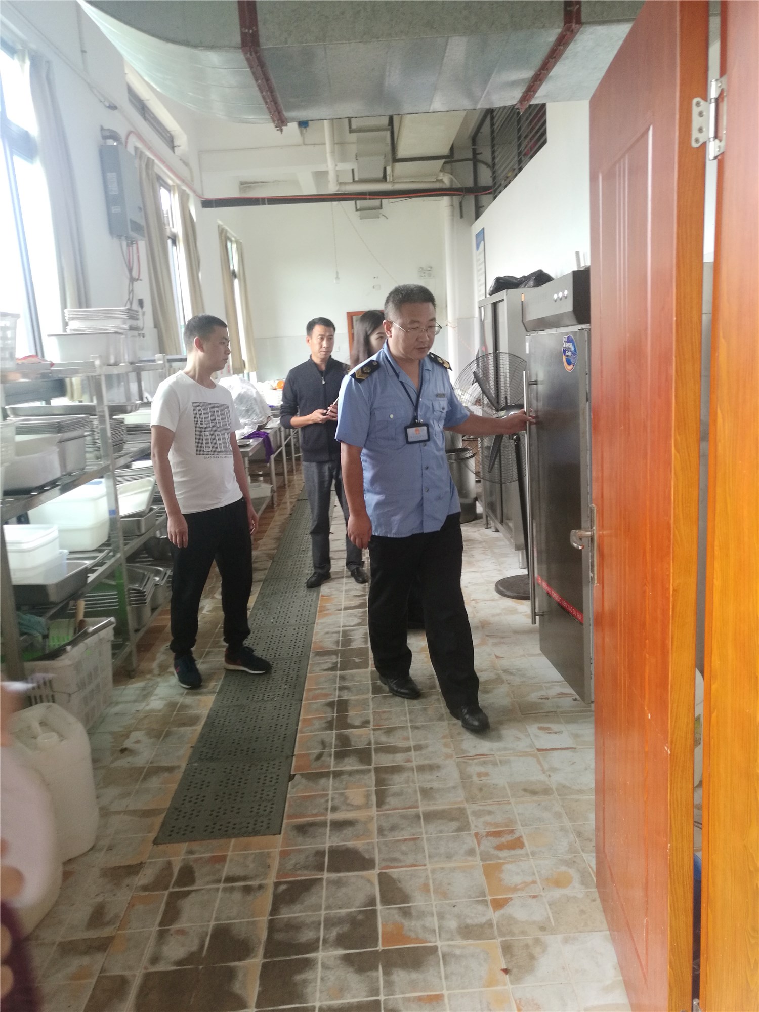 微信图片_20180912172811_副本.jpg