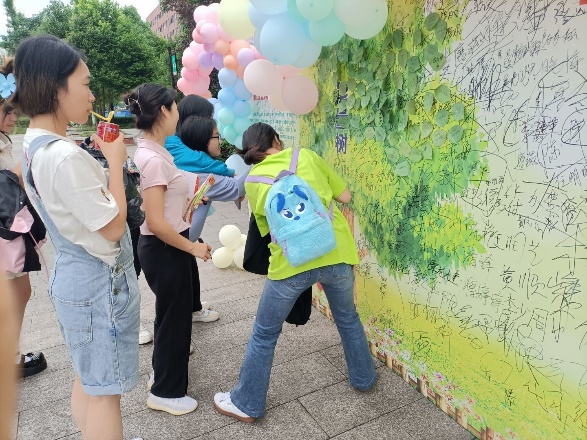 图片9.jpg