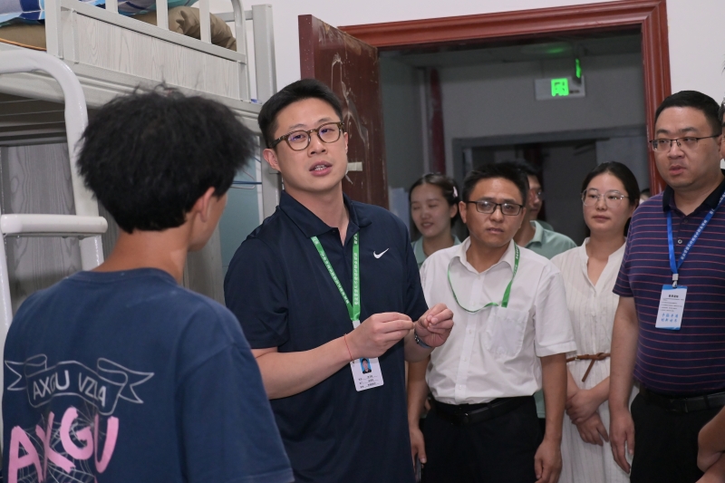 https://www.cqzhxy.cn/SITE_ATTACHE/www_cqzhxy_cn/2024-08-27/upload/image/20240827/1724739767835040860.jpg