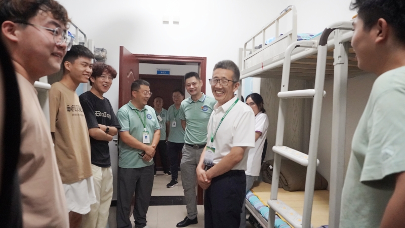 https://www.cqzhxy.cn/SITE_ATTACHE/www_cqzhxy_cn/2024-08-27/upload/image/20240827/1724739709561016700.jpg
