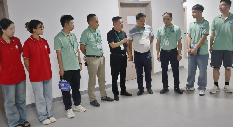 https://www.cqzhxy.cn/SITE_ATTACHE/www_cqzhxy_cn/2024-08-27/upload/image/20240827/1724739788594015786.jpg