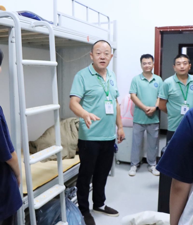 https://www.cqzhxy.cn/SITE_ATTACHE/www_cqzhxy_cn/2024-08-27/upload/image/20240827/1724739871713009707.jpg