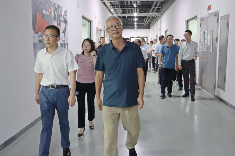 https://www.cqzhxy.cn/SITE_ATTACHE/www_cqzhxy_cn/2024-07-04/upload/image/20240704/1720093024432093848.jpg