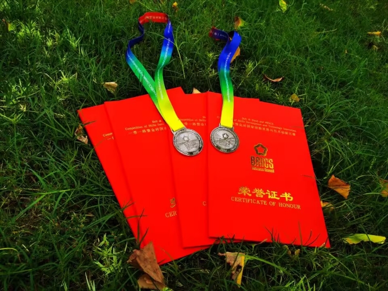 ˵: https://www.cqzhxy.cn/SITE_ATTACHE/www_cqzhxy_cn/2024-10-22/upload/image/20241022/1729567931879037577.jpg