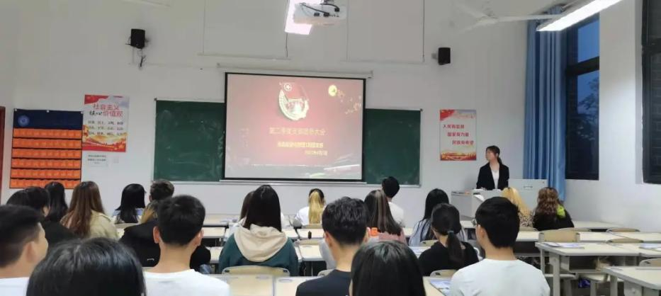 ˵: https://jg.cqzhxy.cn/SITE_ATTACHE/jg_cqzhxy_cn/2022-11-10/upload/image/20221110/1668067072184058519.png