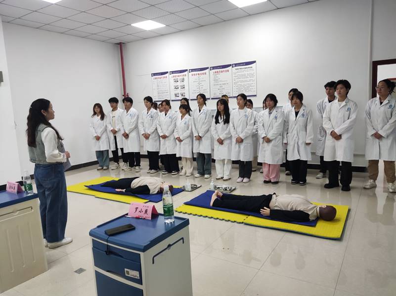 ˵: https://jg.cqzhxy.cn/SITE_ATTACHE/jg_cqzhxy_cn/2024-05-31/upload/image/20240531/1717114744634063637.jpg